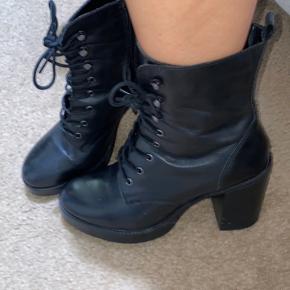 Steve Madden Loring Black Leather Boots - Picture 1 of 8